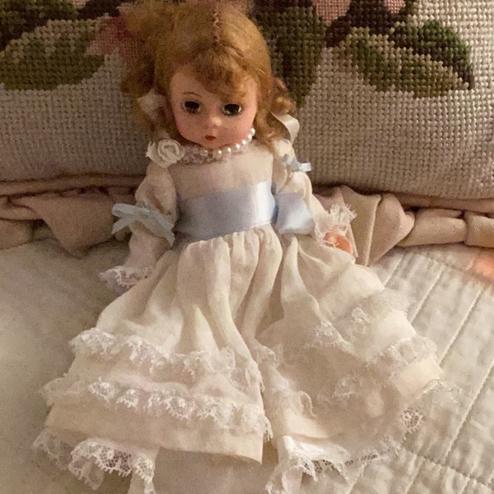 Collectible 8” MADAME ALEXANDER white and blue party dress doll. Very pretty.